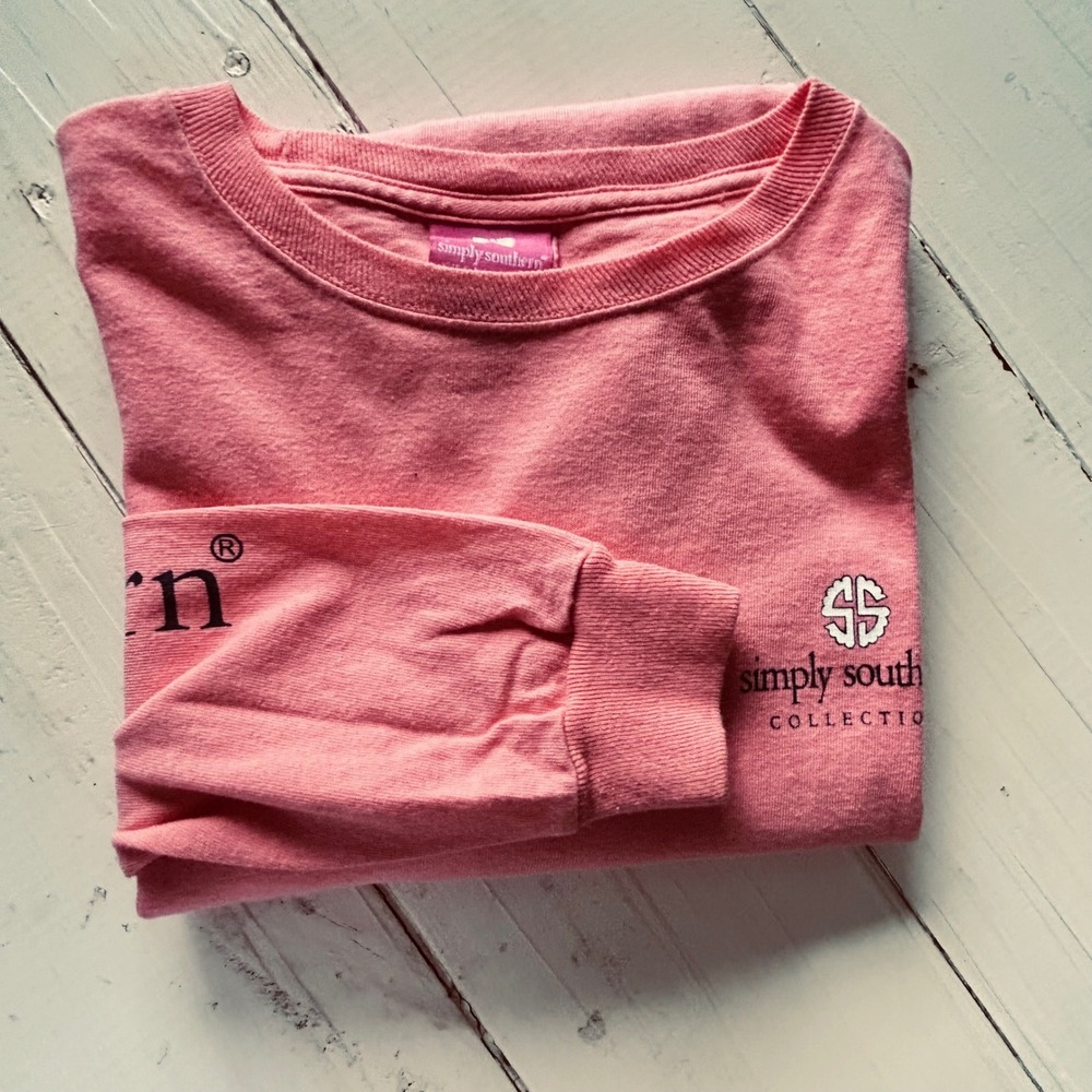 Simply Southern Large Just‎ A Small Town Girl Goat Long Sleeve T-Shirt - Picture 2 of 7
